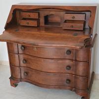 Mobili in stile antico!!!! Ottimamente conservati!