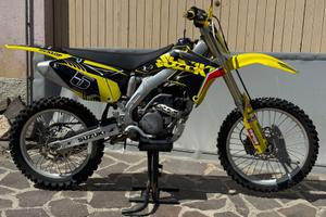 Suzuki RM-Z 250 4T 2008 – 53 ore – Gomme nuove