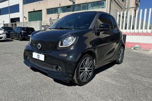 smart fortwo 90 TURBO Twinamic Xclusive Brabu...