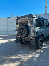 Land rover defender td5 90