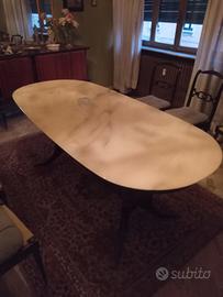 tavolo in onice con 6 sedie 