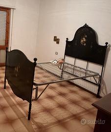 Letto in ferro antico dipinto a mano