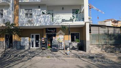 NEGOZIO A CASORIA