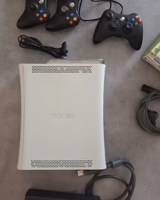 XBOX 360 + 3 Joypad +Giochi 