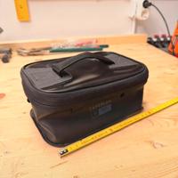 Porta oggetti impermeabile con zip