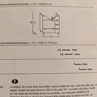 Mobile con lavabo in ceramica per piccolo bagno