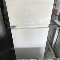 Frigorifero combinato da incasso Indesit (2 porte)