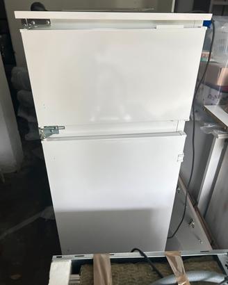 Frigorifero combinato da incasso Indesit (2 porte)