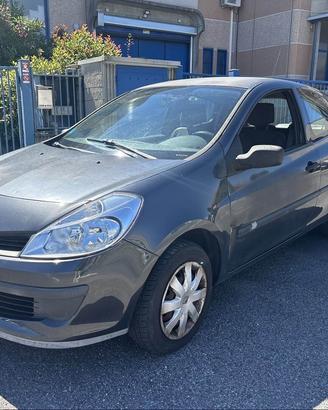 Renault Clio 1.2 16v Confort