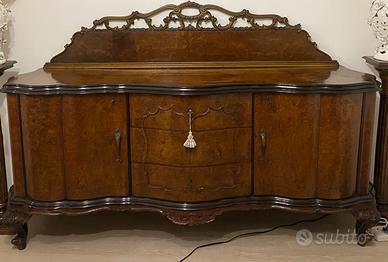 Mobile credenza antica