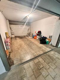 Garage, Nocera Inferiore.