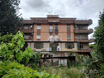 3 LOCALI A CASTROLIBERO