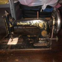 Macchina da cucire SINGER