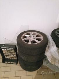 4 cerchi in lega Peugeot + gomme
