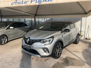 Renault Captur Full Hybrid E-Tech Intens
