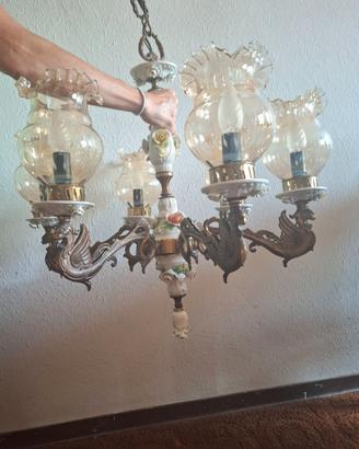 Lampadario retro' in ceramica