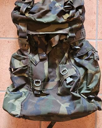 Zaino + zainetto  esercito militare woodland 