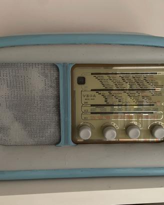 Radio vega mod 642 ridipinta