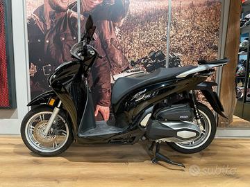 Honda SH 350i - Solo 8648 km