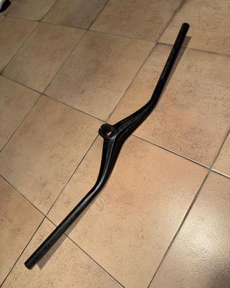 FSA KFX SIC Carbon 780x65 NUOVO Manubrio integrato