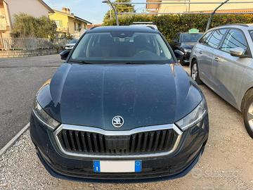 SKODA Octavia 2.0 TDI EVO SCR DSG Wagon Executiv