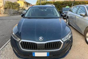 SKODA Octavia 2.0 TDI EVO SCR DSG Wagon Executiv