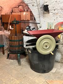 ATTREZZATURA VINIFICAZ. – TORCHIO, PREMIUVA 2 TINI