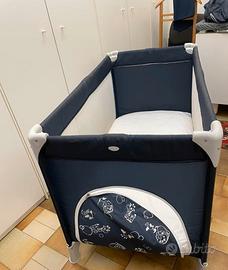 lettino campeggio bambino + seggiolone,molte cose