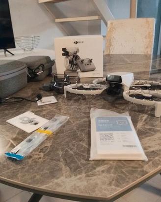 DJI Flip con accessori pari al nuovo