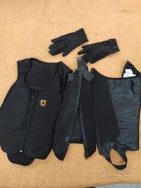 Ghette,Guanti,Corpetto per Equitazione 