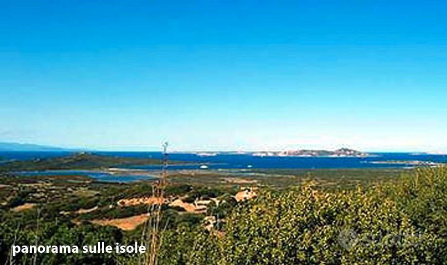 Panoramicissimo terreno Porto Pozzo - Santa Teresa - Vista 4