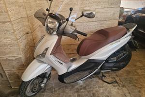 Piaggio Beverly 300