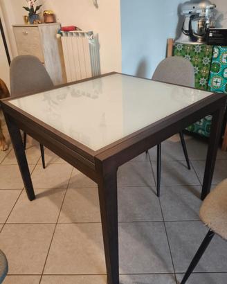 Tavolo da pranzo