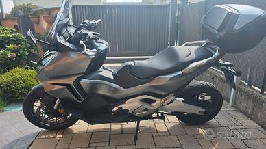 HONDA FORZA 750 DCT - 10/2023 - 25.000 km