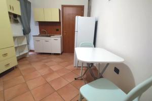 S2 zona corso: monolocale arredato