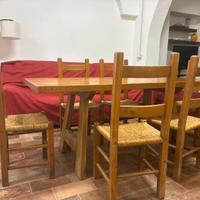 Tavolo e sedie in vero legno massello