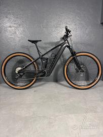 Cube stereo hybrid 120 pro 750  blak