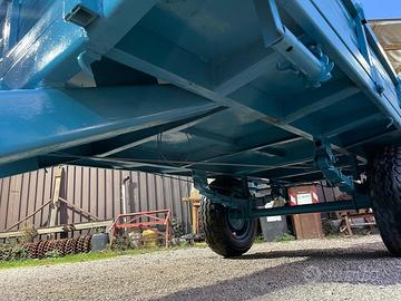 Rimorchio fisso legna