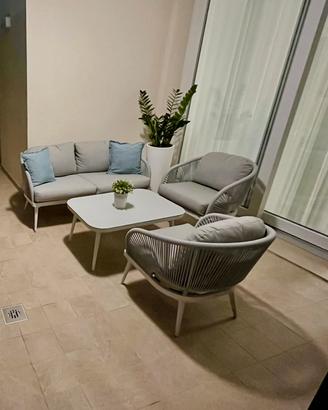 Divanetto - divano- salotto giardino