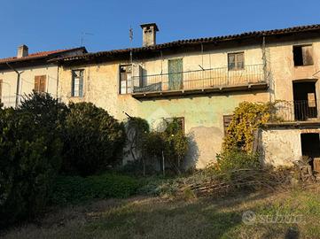 RUSTICO A RIVALTA DI TORINO