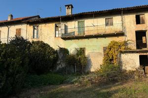 RUSTICO A RIVALTA DI TORINO