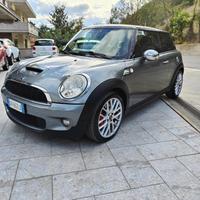 MINI John Cooper Works 1.6 16V 211cv 3p.
