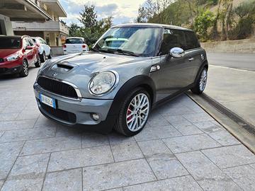 MINI John Cooper Works 1.6 16V 211cv 3p.