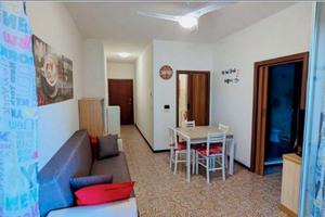 Estivo riccione paese
