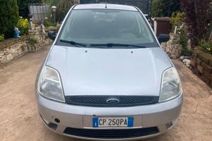 ford fiesta td 2004