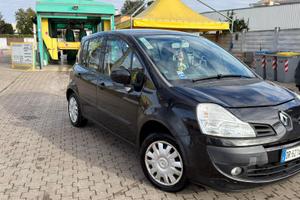 Modus 5 porte 1.2 123 000 km