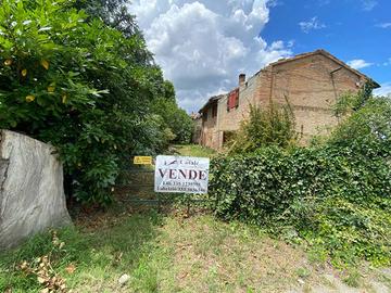 Rustico / Casale di 400 m² con più di 5 locali a B
