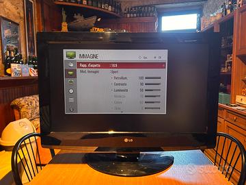 TV Lg 32”