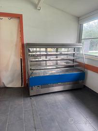 Vetrina refrigerata professionale