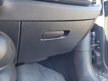 Cassetto portaoggetti FIAT 500X del 2017
